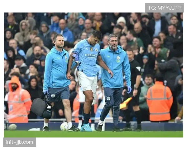 案例研究：复盘曼城对阵阿森纳一役，罗德里的拖后组织如何被针对性限制