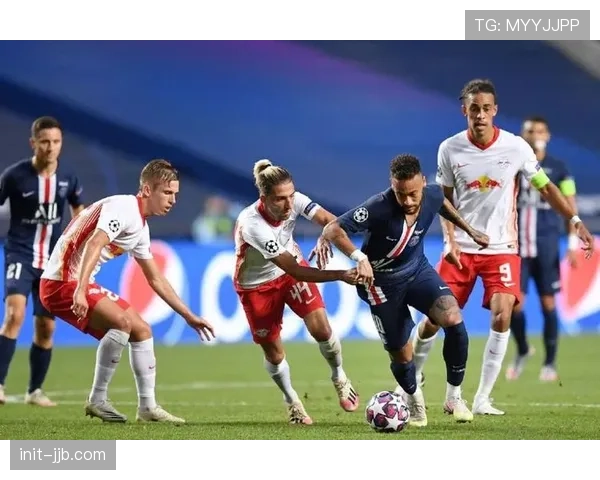 西雅图海怪队史首次闯入季后赛，这座冰球新城的狂热一周